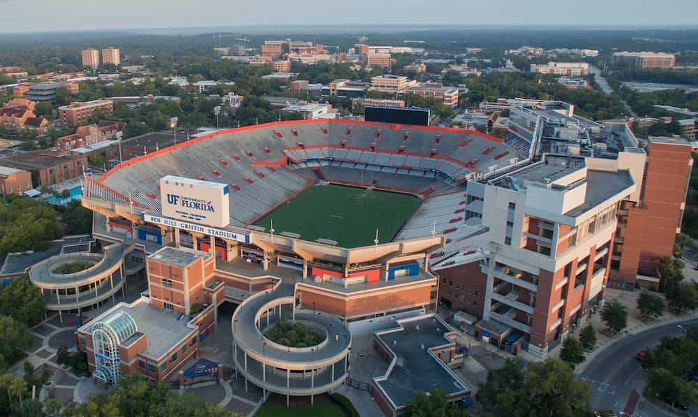 is UF or UCF better? UF stadium